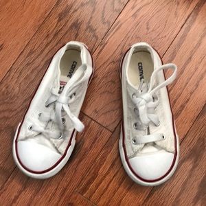 Kids toddler white converse tennis shoes